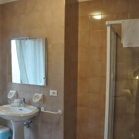 Bed Le Terrazze B&B 파스트렌고